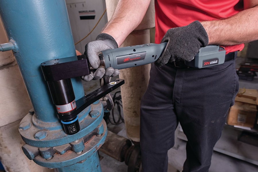 New Ingersoll Rand QX Series™ Cordless Torque Multiplier Generates 2000