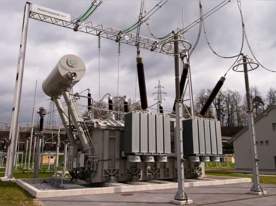 Example of a KOLEKTOR ETRA power transformer for a SANERGRID hydroelectric power plant