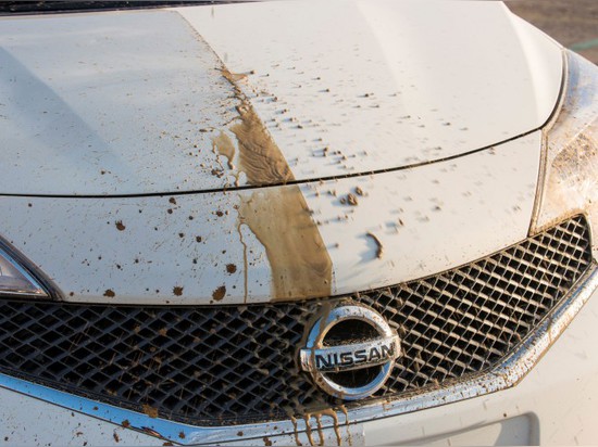 NISSAN NOTE : ‘WORLD’S FIRST SELF-CLEANING CAR’