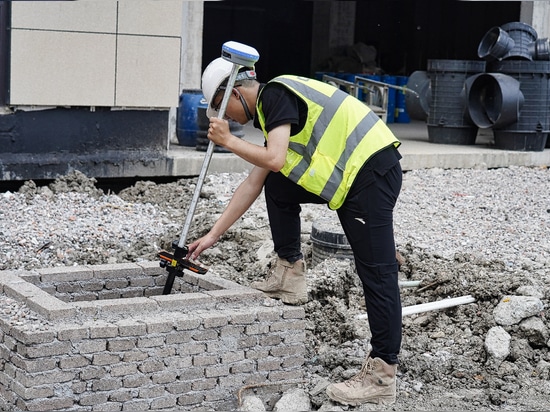 CHCNAV i83 GNSS in a construction site