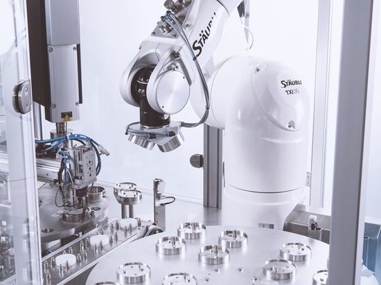 Due to their outstanding performance and hygienic design, Stäubli robots are the first choice for demanding medical and pharmaceutical applications. The two Stäubli robots impress in this applicati...