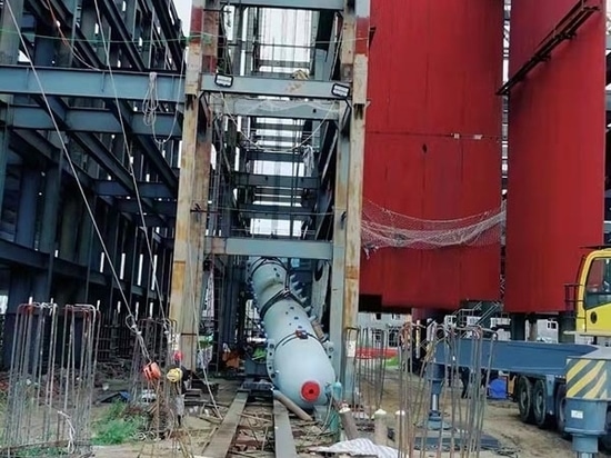 420TPH Natural Gas Boiler Steam Drum Is Hoisted in Position