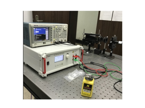 Application of power amplifier in foveated imaging of liquid crystal lens