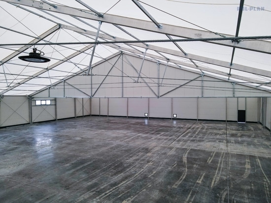 Insulated warehouse