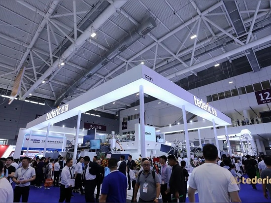 At the beginning of the exhibition, the innovative solutions of multi-materical molding for the two major new energy automobile industry amazed the audience. Tederic's core technology advantages ac...