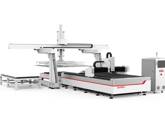 Automatic loading and unloading fiber laser machine