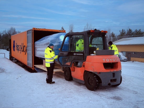 Tailored to fit – Aura Press for optimized logistics