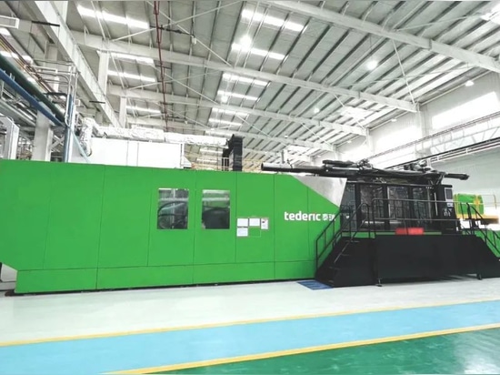 Tederic material injection molding machine in BYD production base