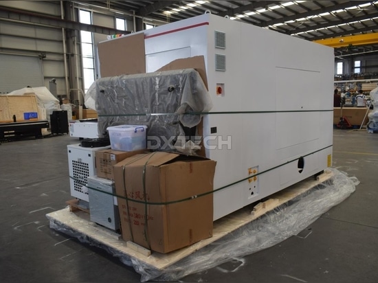 1500W 1590Q-series High-precision Fiber Laser Cutting Machine sent to Canada