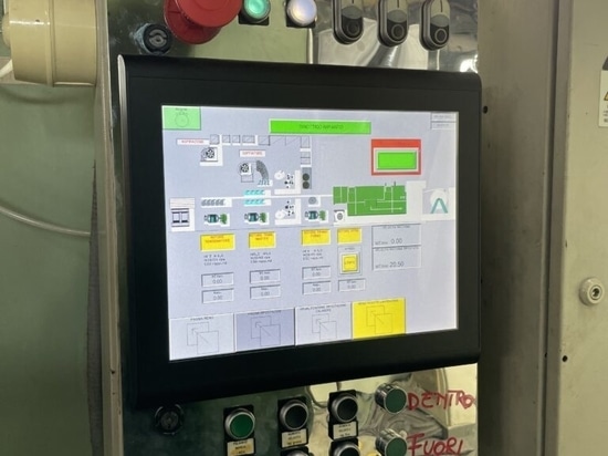 Retrofitting a Classic Colour Touch Screen OCS