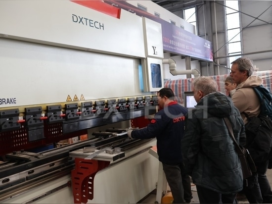 DXTECH Welcomes Spanish Clients for a Factory Visit and Hands-On Experience