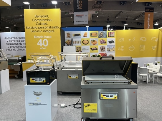Design vacuum packing machine  model EVT-7-C-Colortec