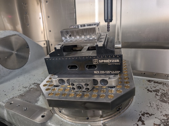 SPREITZER introduces the new Mechanical Centric Vise MZX