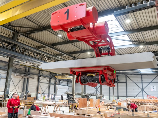 Aerolift vacuum tilter for handling precast concrete