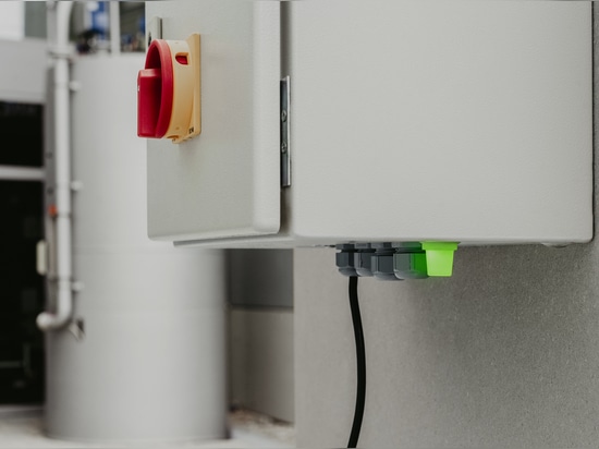 NivoLED® signal light on the switch cabinet