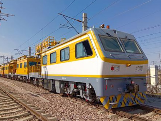 The first set of [Rail transit contact line intelligent online connection equipment] has been successfully applied to achieve a breakthrough in the maintenance of flexible rigid contact line of nat...