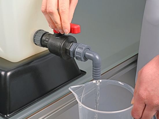 Ball valve made of polypropylene (PP) in robust industrial quality (Bürkle GmbH)