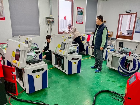 Handheld Laser Welding Machine From Spain Has Been Debugged And Is Ready To Be Shipped