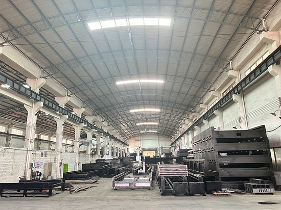 Indonesia Customer's 6KW Laser Cutting Machine for Debugging And Testing before Delivery