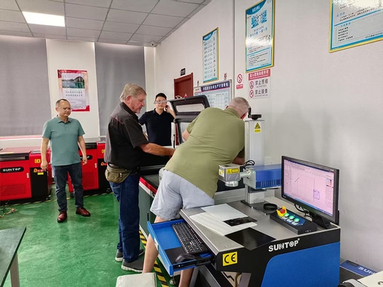 South African Customer Visits Suntop Laser's Factory And Receives High Praise for The Performance of The Laser Welding Machine