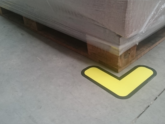 L Shape Corner Floor Marker