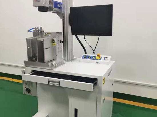 Customized Automatic Loading And Unloading Laser Marking Machine Assembled And Ready for Shipment