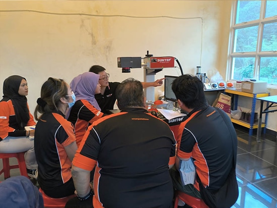 Suntop Delivers 3D UV Laser Marking Machine To Malaysia for Product Upgrade