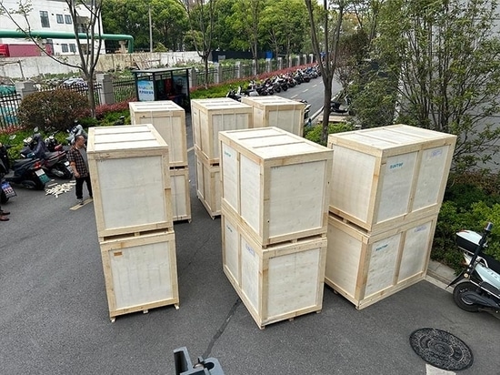 Suntop Ships Large Quantity of Customized Handheld Laser Welding Machines