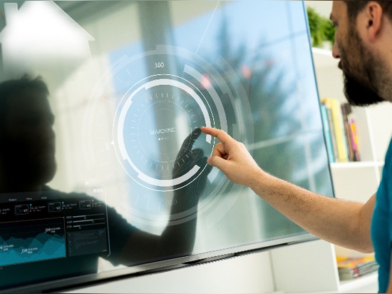 In-depth Comparison of LED Display vs LCD Touchscreen Industrial Panel PCs