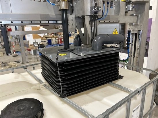 Semi-Automatic SP1 for corrosive products