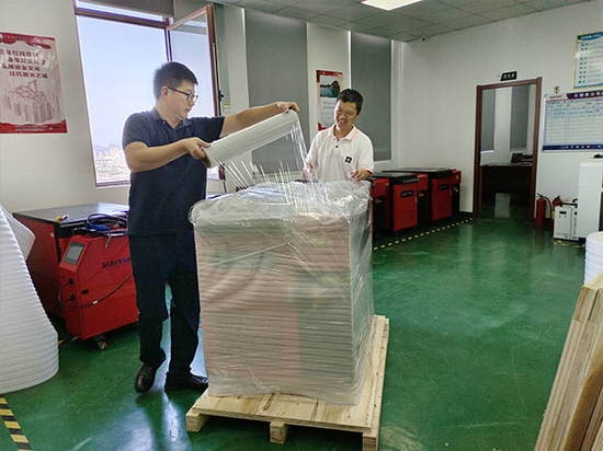 Custom 3000W Handheld Laser Cleaning Machine Shipped to Italy!