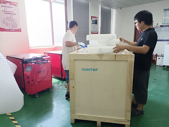 Custom 3000W Handheld Laser Cleaning Machine Shipped to Italy!