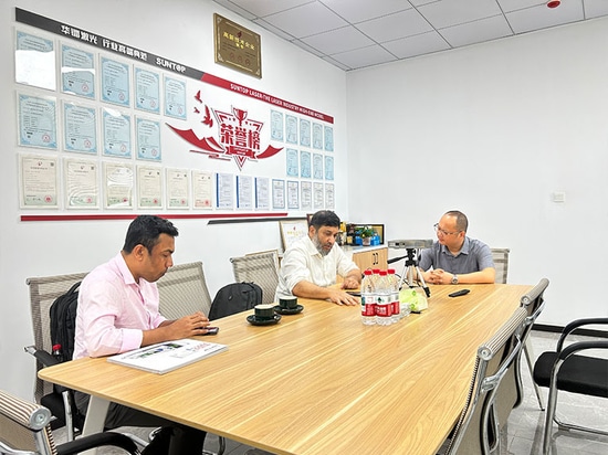 Suntop Welcomes Bangladeshi Customers, And The Laser Welding Machine On-site Inspection Is Successful!