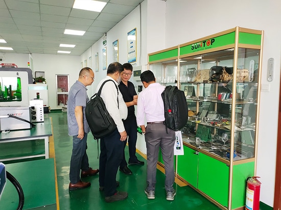 Suntop Welcomes Bangladeshi Customers, And The Laser Welding Machine On-site Inspection Is Successful!