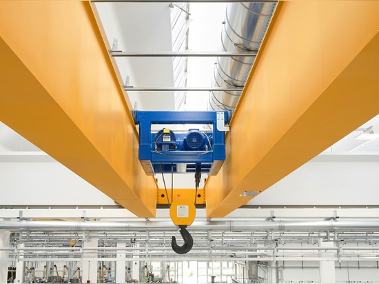 Open barrel hoist OMIS