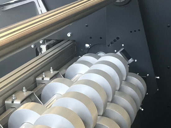 Crest Coreless Winder