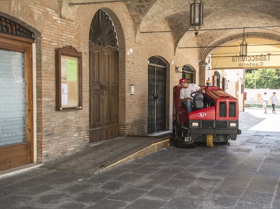 RCM combined machine COMBO: Fast, maneuverable, sustainable