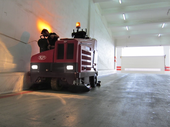 RCM combined machine COMBO: Fast, maneuverable, sustainable