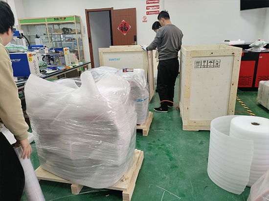 Four Custom 2000W Handheld Laser Welders Shipped to Spanish Client