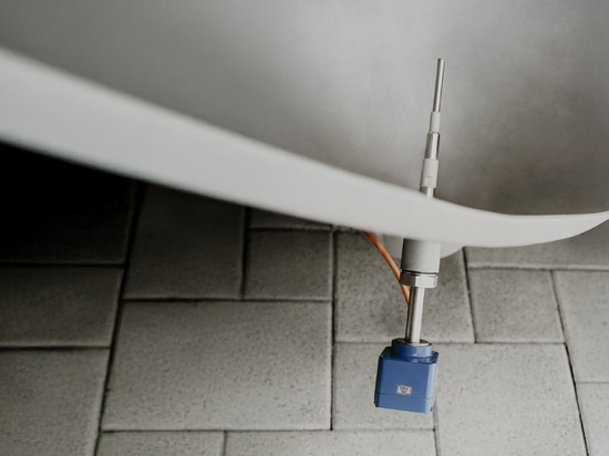 Empty detection in dosing and mixing systems