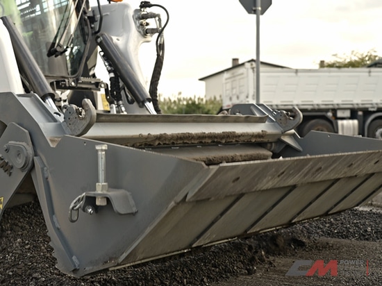 From the construction site to the road: the evolution of the CBS MK sweeping bucket