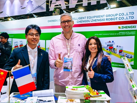 Zhengxi Intelligent Shines at JEC WORLD 2026: Leading a New Future in Composite Material Molding