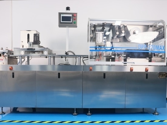 Figure 2 Blister packing machine on-site photo