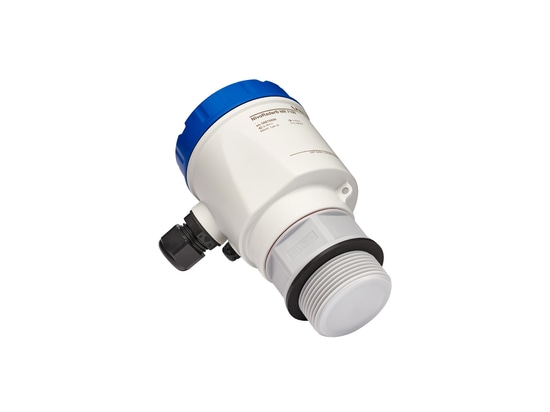 The free-radiating NivoRadar® NR 7100 detects the fill level