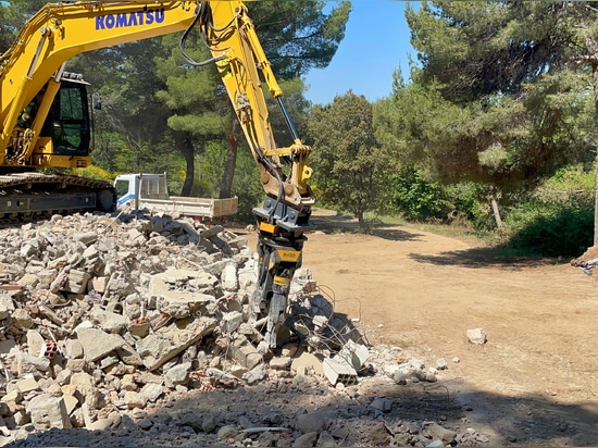 2025 - first demolition pulverizer sold in France