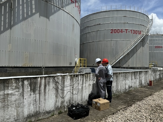 How Acoustic Emission Sensors Improve Predictive Maintenance for Industrial Assets