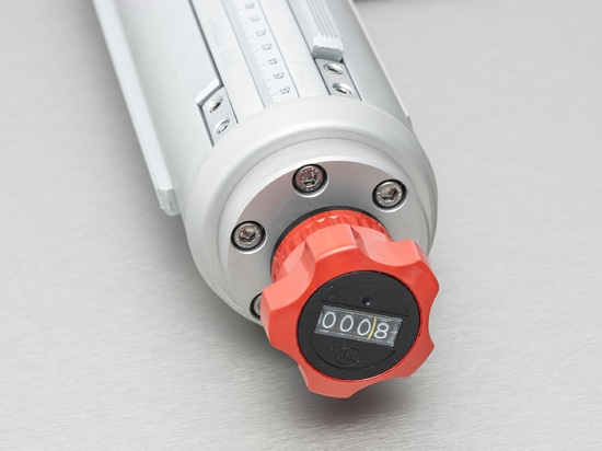 Front-mounted counter