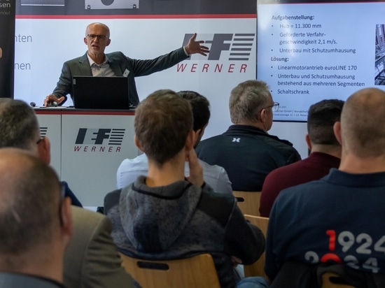 Thomas Hettich – pictured here giving a presentation during the Innovation Days at IEF-Werner in November 2025 – is responsible for the product range of linear axes and motorised rotary tables. Ima...