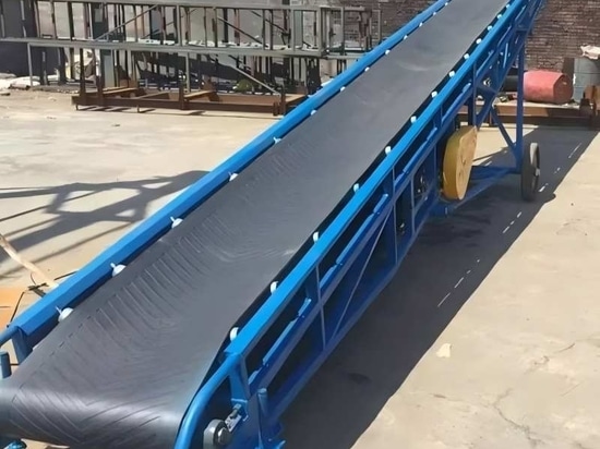 Key Market Shifts for Mining, Logistics & Food Processing Conveyor Belts