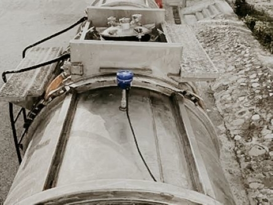 UWT Level Switch Ensures Reliable Detection in Chemical Tank Trucks